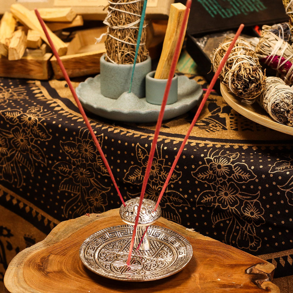 Mushroom Plate Incense Holder - Silver Effect