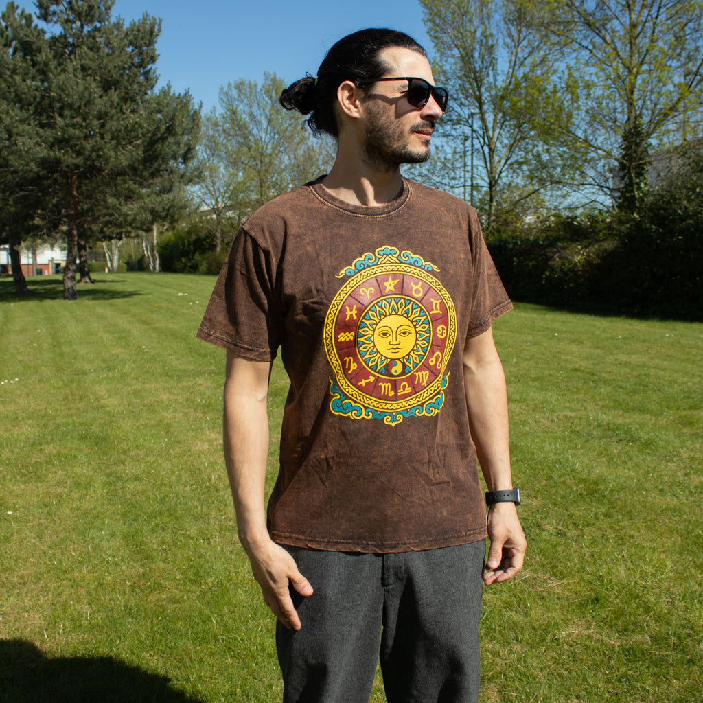 Nomad Sari Stonewashed Cotton T-Shirt - Sun & Zodiac - Brown - Small